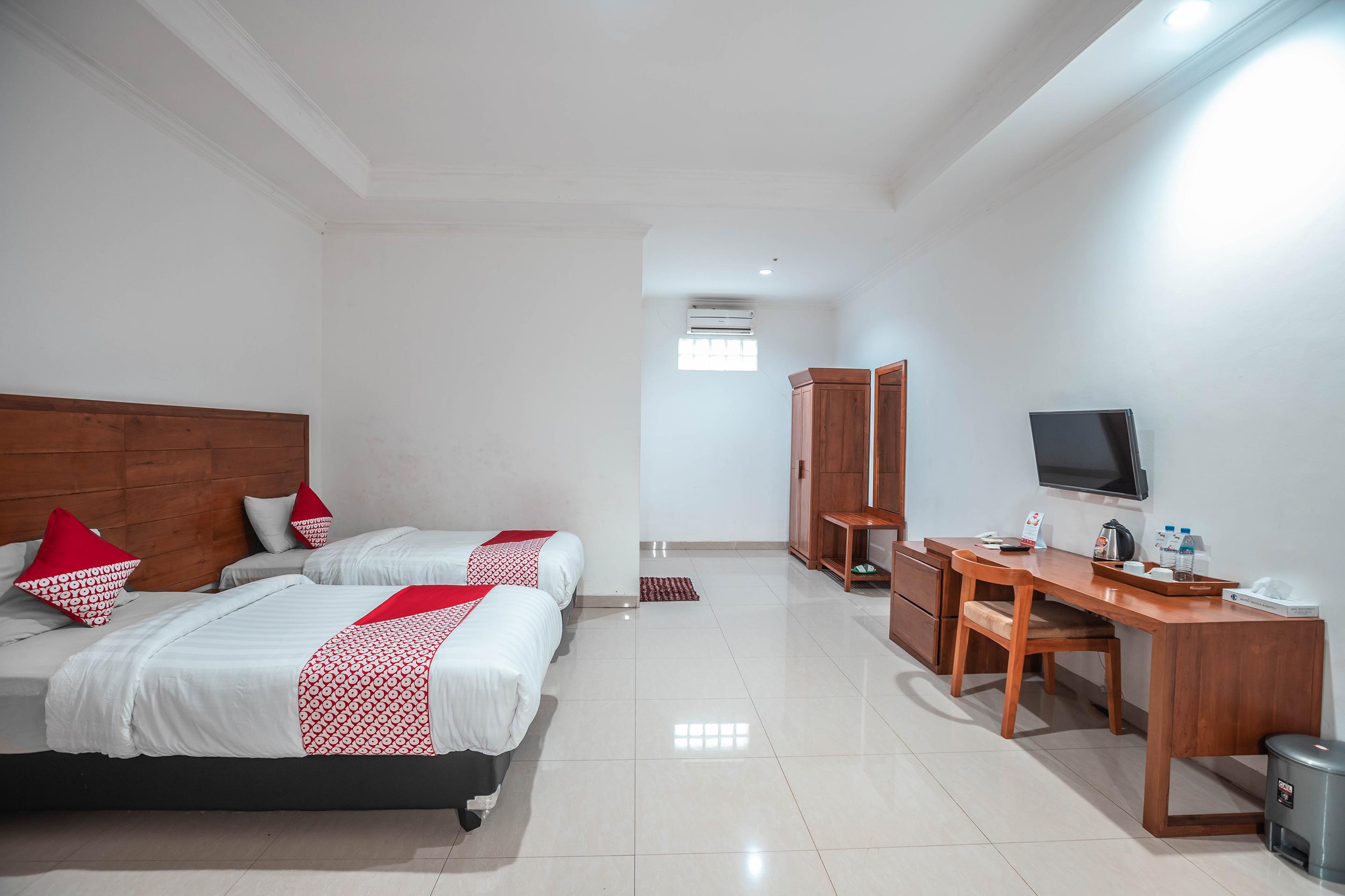 Super Oyo 686 Bunga Karang Hotel Μπεκάσι Εξωτερικό φωτογραφία