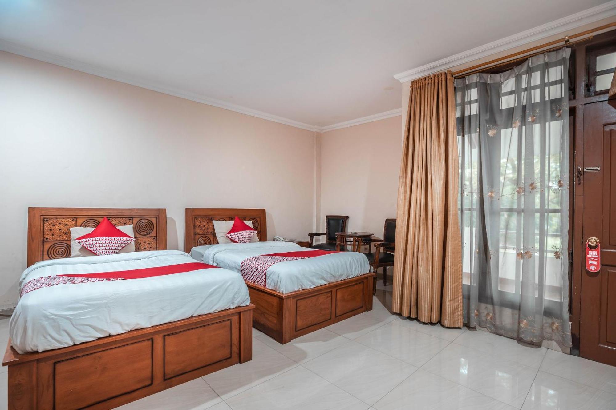 Super Oyo 686 Bunga Karang Hotel Μπεκάσι Εξωτερικό φωτογραφία