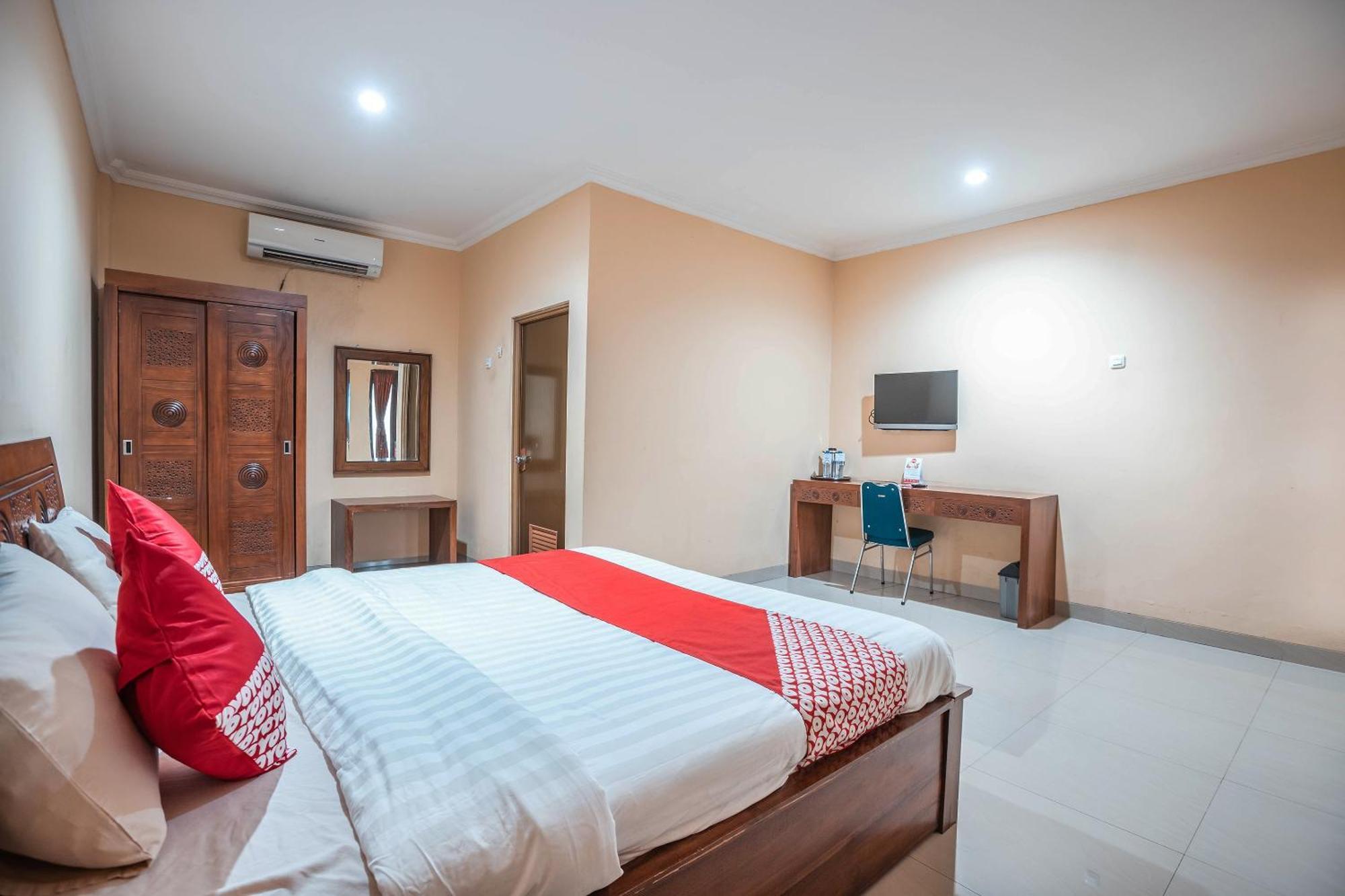 Super Oyo 686 Bunga Karang Hotel Μπεκάσι Εξωτερικό φωτογραφία
